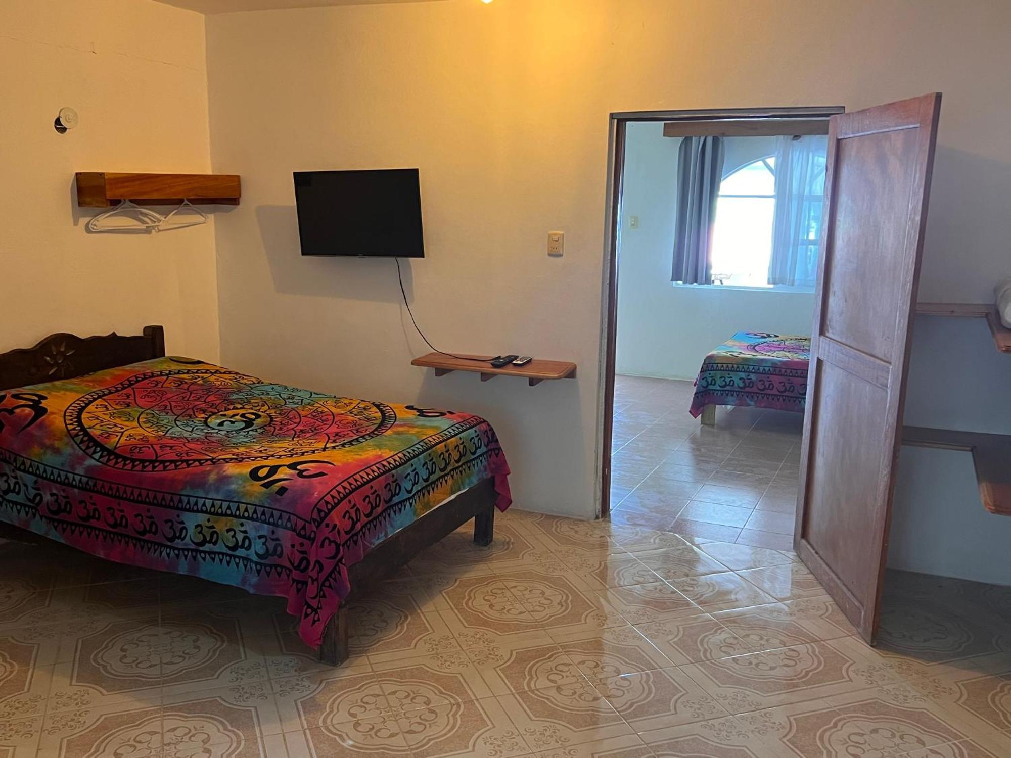 Casa Gajah Hotel Cuyo Exteriér fotografie